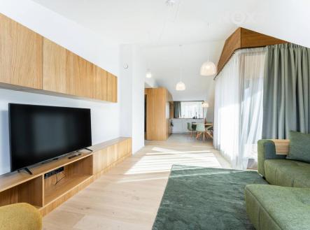 Pronájem bytu, 4+kk, 80 m²