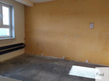 Pronájem komerčního objektu, administrativní budova, 174 m²