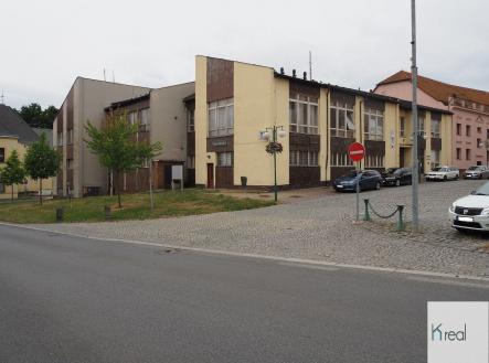 Prodej - komerční objekt, jiný, 1 587 m²