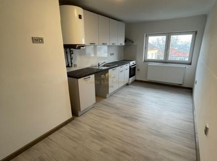 Pronájem bytu, 2+kk, 29 m²