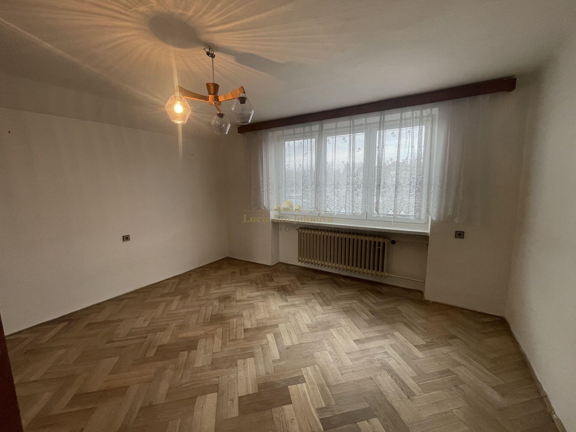 Prodej rodinného domu s pozemkem 2.504 m2, město Bučovice, okres Vyškov