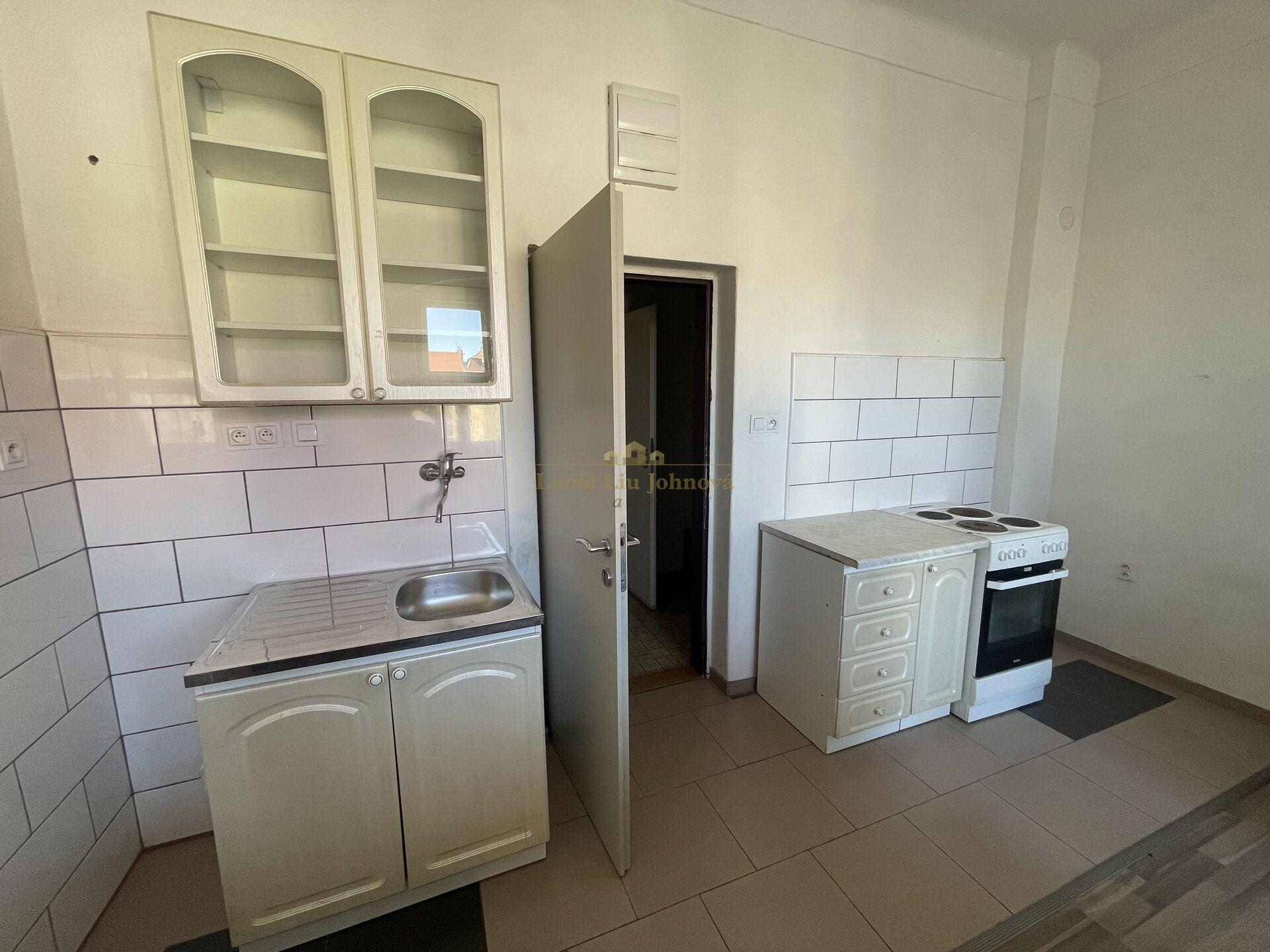 Pronájem garsoniéry, 30 m2, ulice Masarykova, město Mšeno