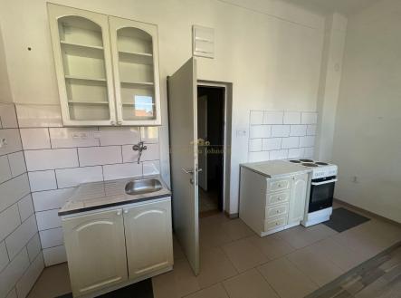 Pronájem bytu, 1+kk, 30 m²