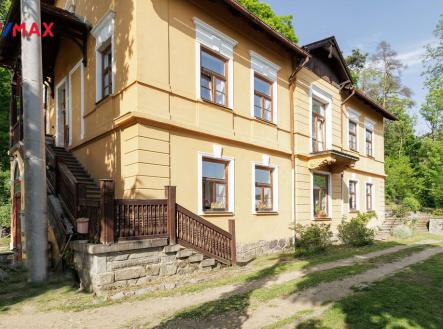 Prodej - dům/vila, 410 m²