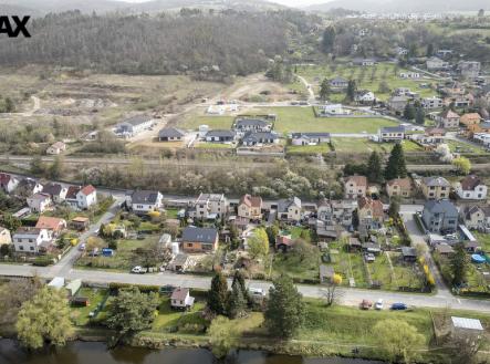 Prodej pozemku pro komerční výstavbu, 3 234 m²