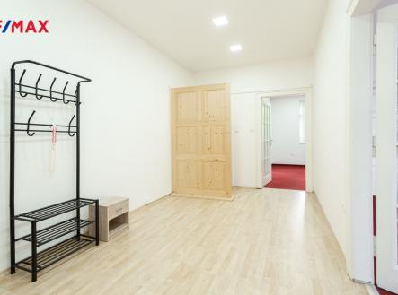 Pronájem kanceláře, 80 m²