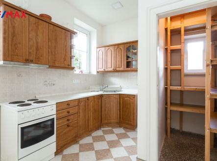 Pronájem kanceláře, 80 m²