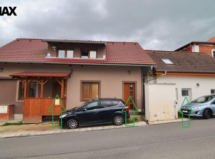 Prodej domu/vily, 216 m² obrázek