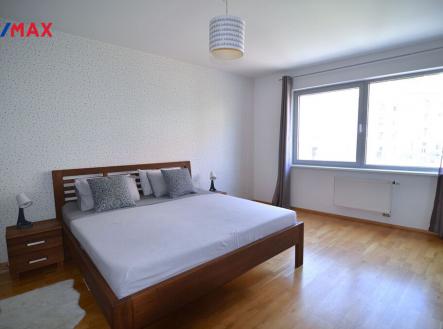 Pronájem bytu, 2+kk, 80 m²