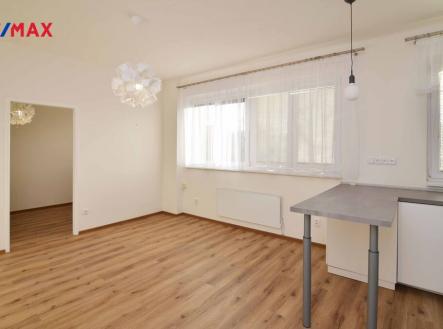 Pronájem bytu, 2+kk, 40 m²