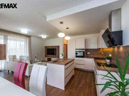 Prodej bytu, 3+kk, 94 m²