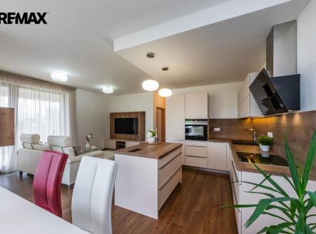 Prodej bytu, 3+kk, 94 m²