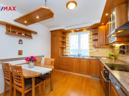 Prodej bytu, 4+1, 178 m²