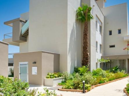 a2-1-harmony-apartments-la-cala-golf-exterior-jul-2022-min-880x370.jpeg