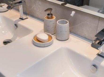 b21-harmony-apartments-la-cala-golf-bathoom-880x370.jpg