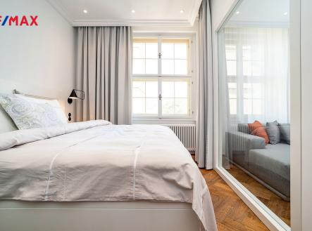 Pronájem bytu, 2+kk, 80 m²