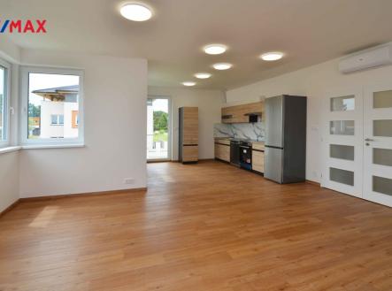 Pronájem bytu, 4+kk, 104 m²