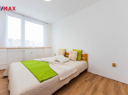 Pronájem bytu, 2+kk, 42 m²