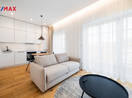 Pronájem bytu, 2+kk, 43 m²
