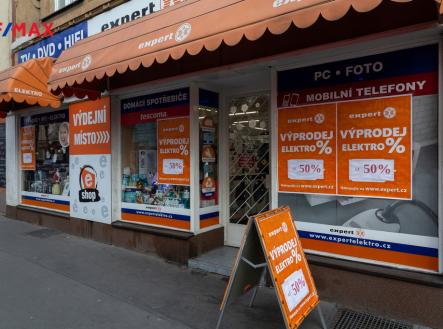 Pronájem obchodní prostor, 501 m²