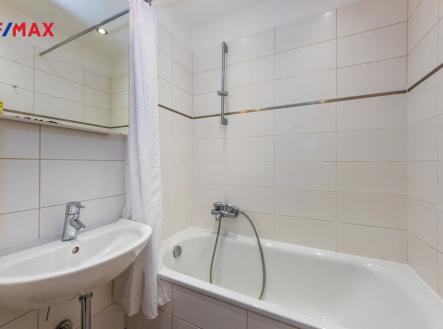 Pronájem bytu, 3+1, 62 m²