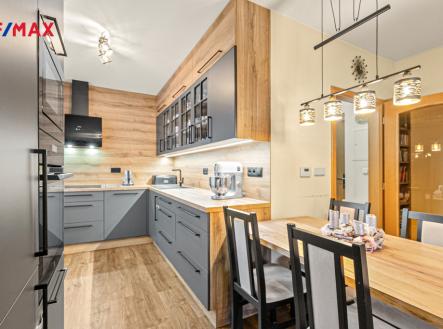 Prodej bytu, 3+kk, 84 m²