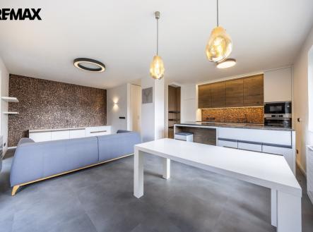 Prodej bytu, 3+kk, 99 m²