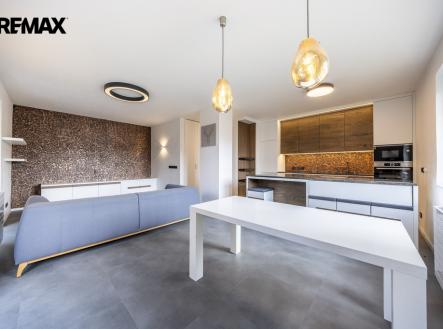 Prodej bytu, 3+kk, 99 m²