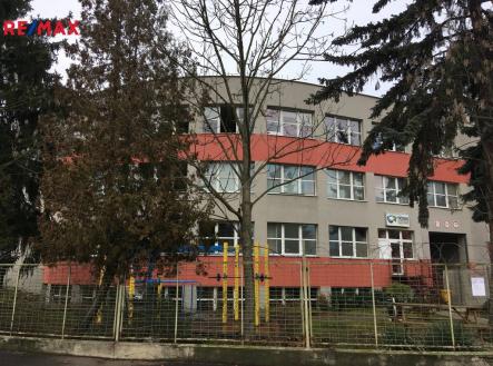 Pronájem kanceláře, 77 m²