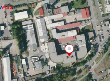 Pronájem kanceláře, 77 m²