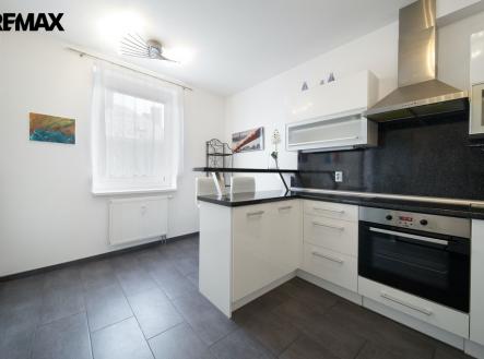 Pronájem bytu, 2+1, 65 m²