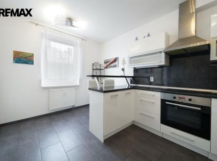 Pronájem bytu, 2+1, 65 m²