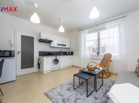 Pronájem bytu, 1+kk, 24 m²