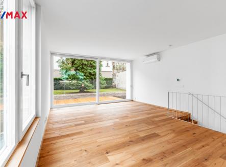 Pronájem bytu, 5+kk, 130 m²