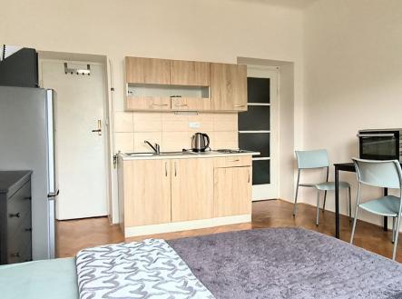 Pronájem bytu, 1+kk, 21 m²
