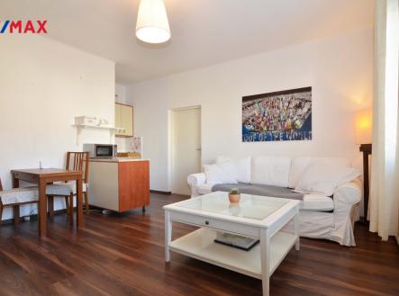 Pronájem bytu, 2+kk, 41 m²