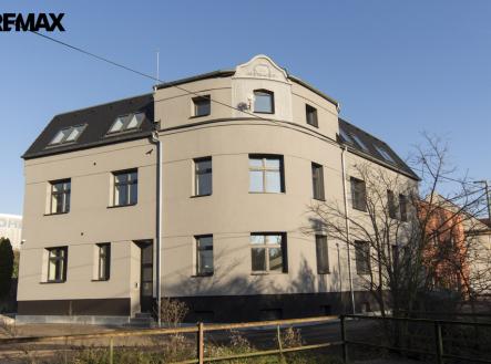 Prodej nájemního domu, 576 m²