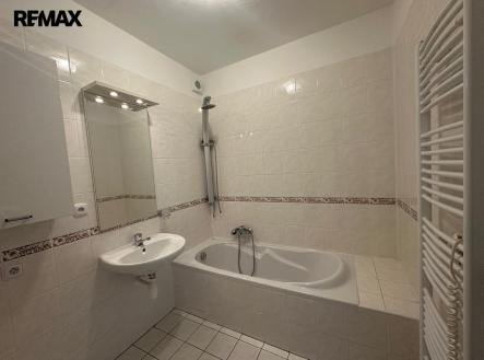 Pronájem bytu, 2+1, 72 m²