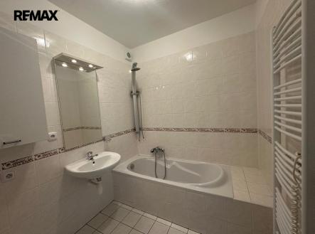 Pronájem bytu, 2+1, 72 m²