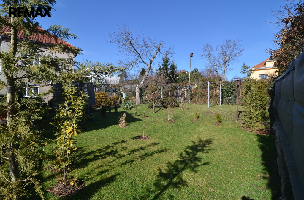 zahrada nad domem
