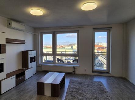 Pronájem bytu, 2+kk, 58 m²