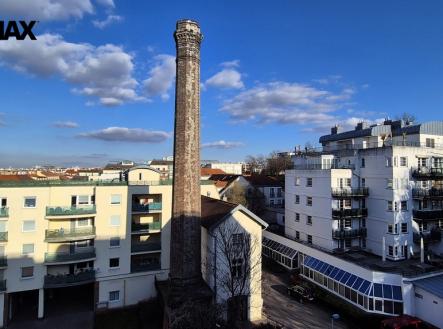 Pronájem bytu, 2+kk, 58 m²