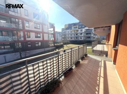 Pronájem bytu, 2+kk, 50 m² obrázek