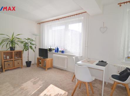 Pronájem bytu, 1+kk, 37 m²