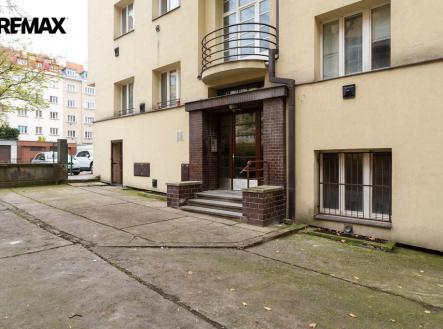 Pronájem bytu, 2+kk, 47 m²