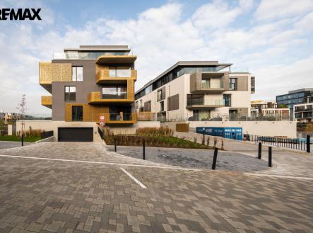 Pronájem bytu, 2+kk, 68 m²