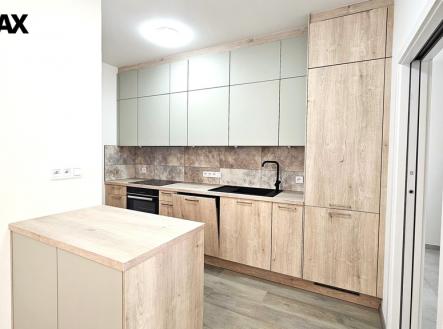 Pronájem bytu, 3+kk, 94 m²