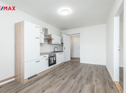 Prodej bytu, 1+1, 65 m²