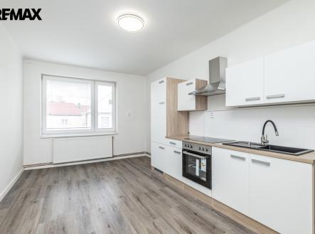 Prodej bytu, 1+1, 65 m²