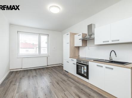 Prodej bytu, 1+1, 65 m²